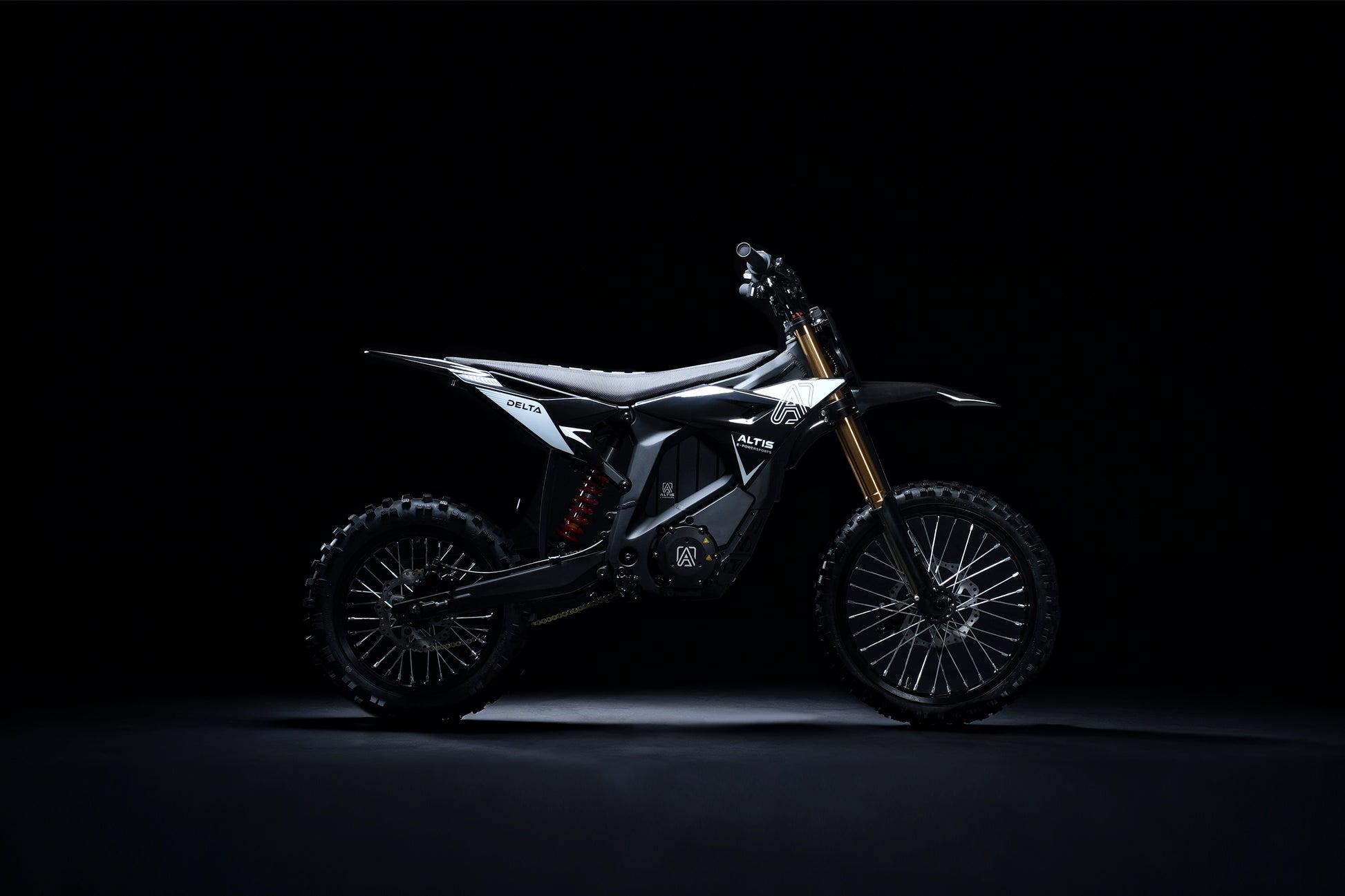 Craft motorcycle by Altis