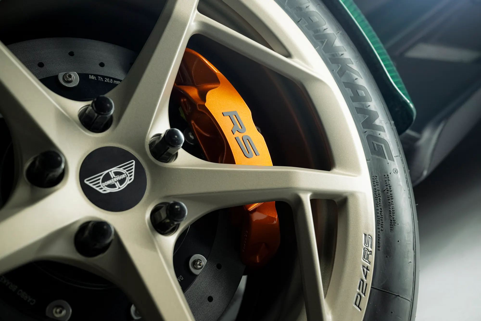 P24 RS wheel with orange brake caliper
