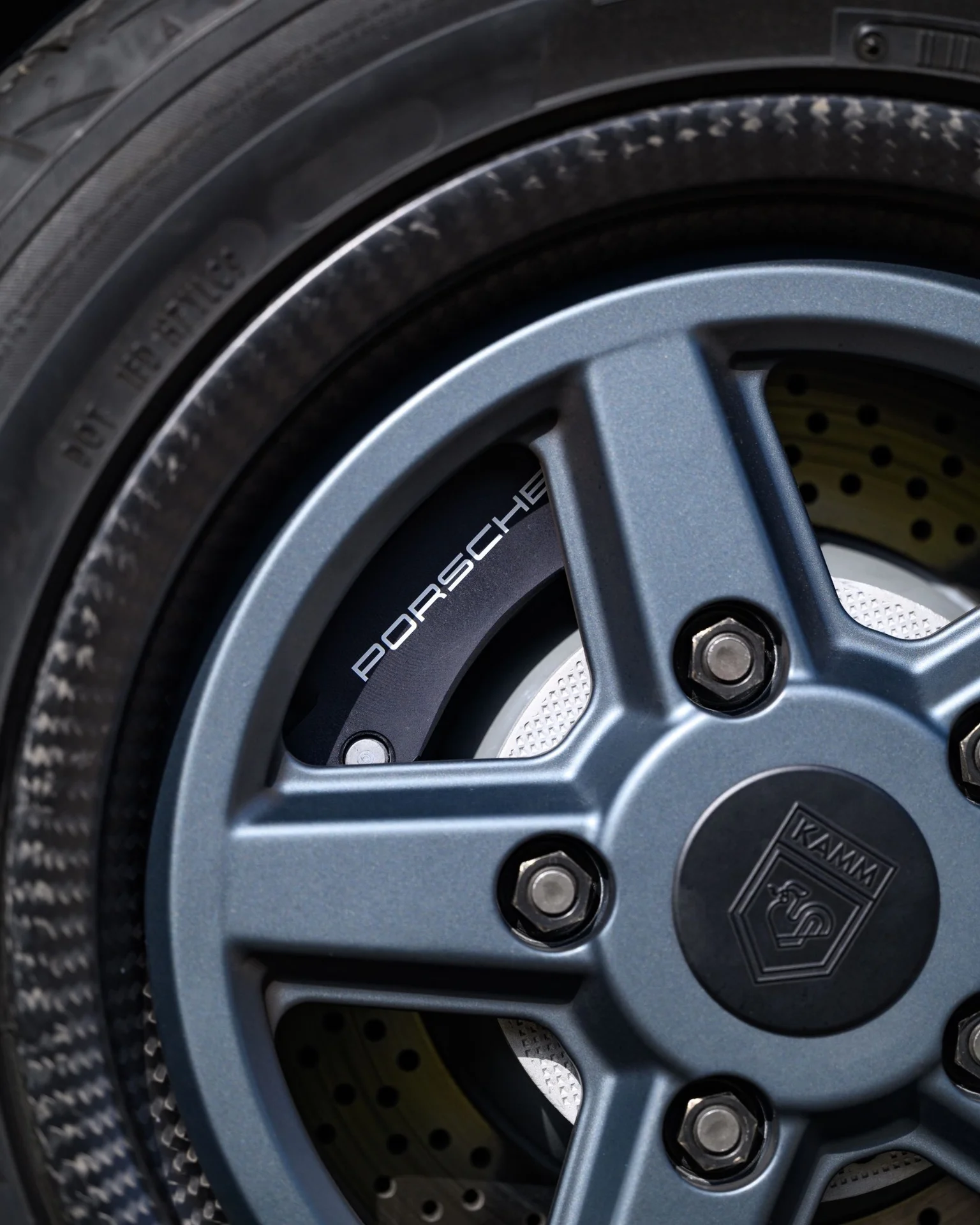 KAMM wheel and Porsche brake caliper