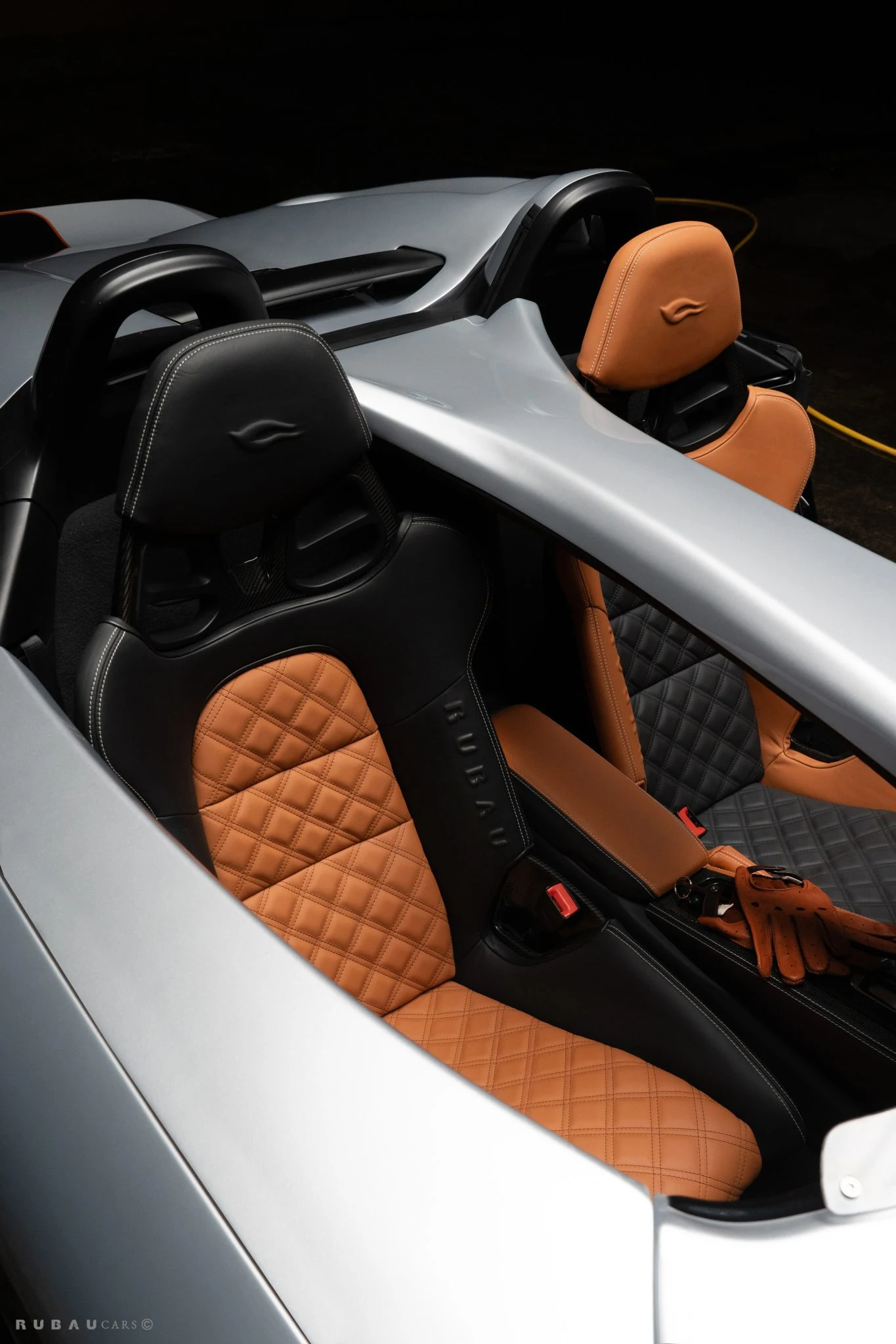 Quilted tan leather seats in the Rubau Speedster