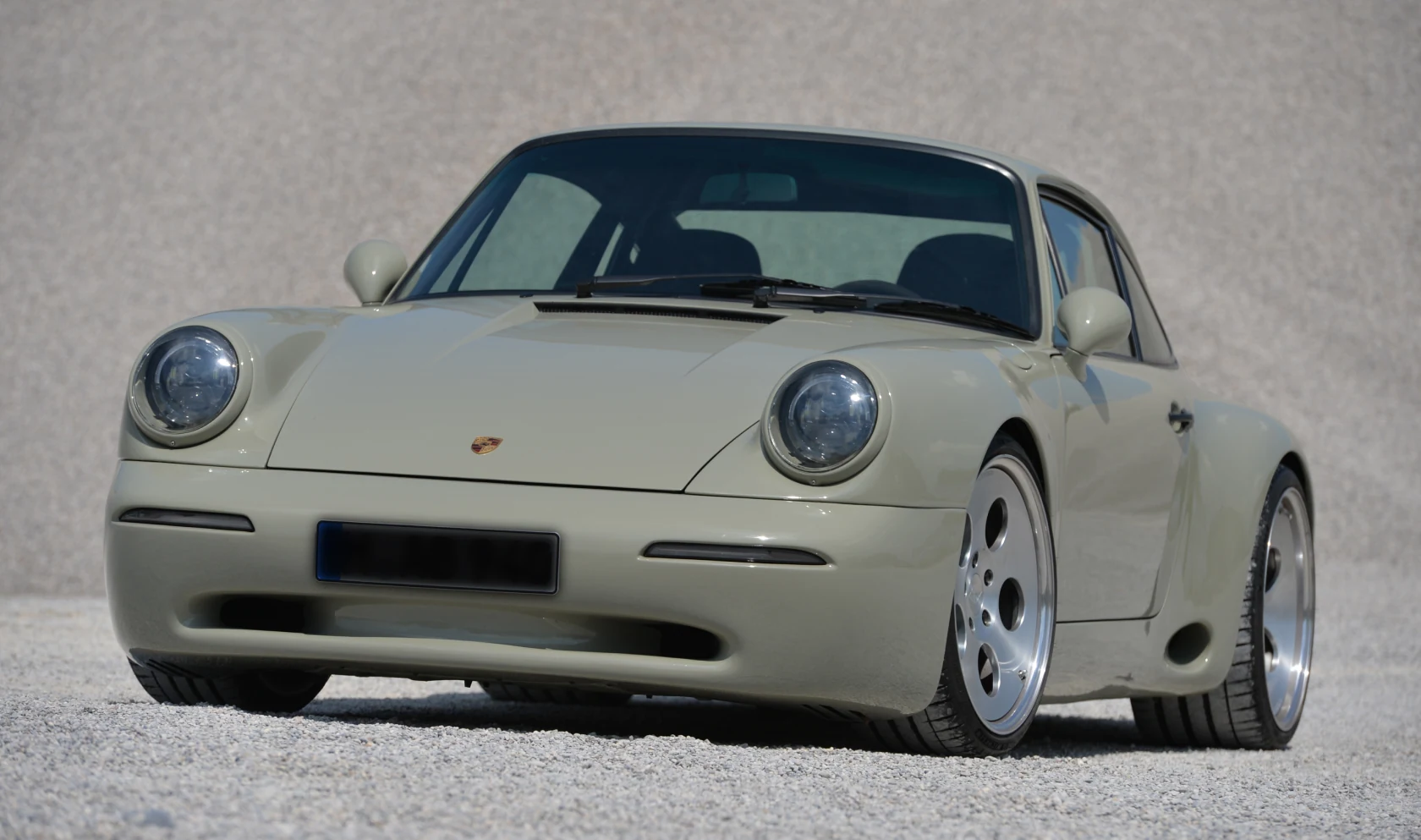 STROSEK — Classic Porsche designs, reinterpreted